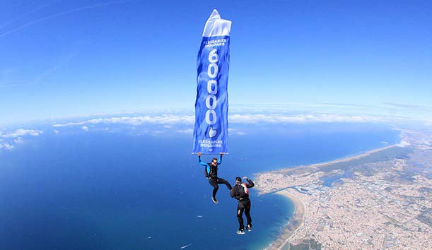 saut_parachute_special_60000_abonnes_office_de_tourisme